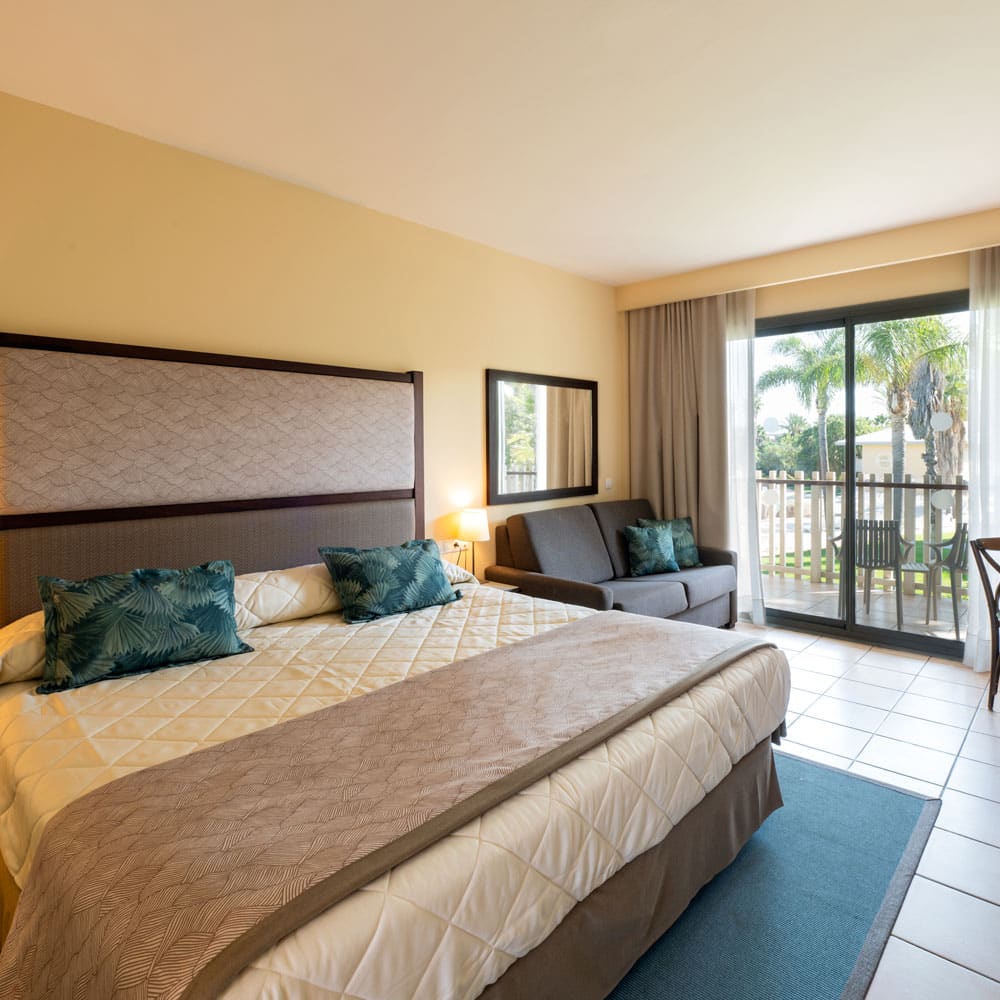 HC STANDARD ROOM (3)